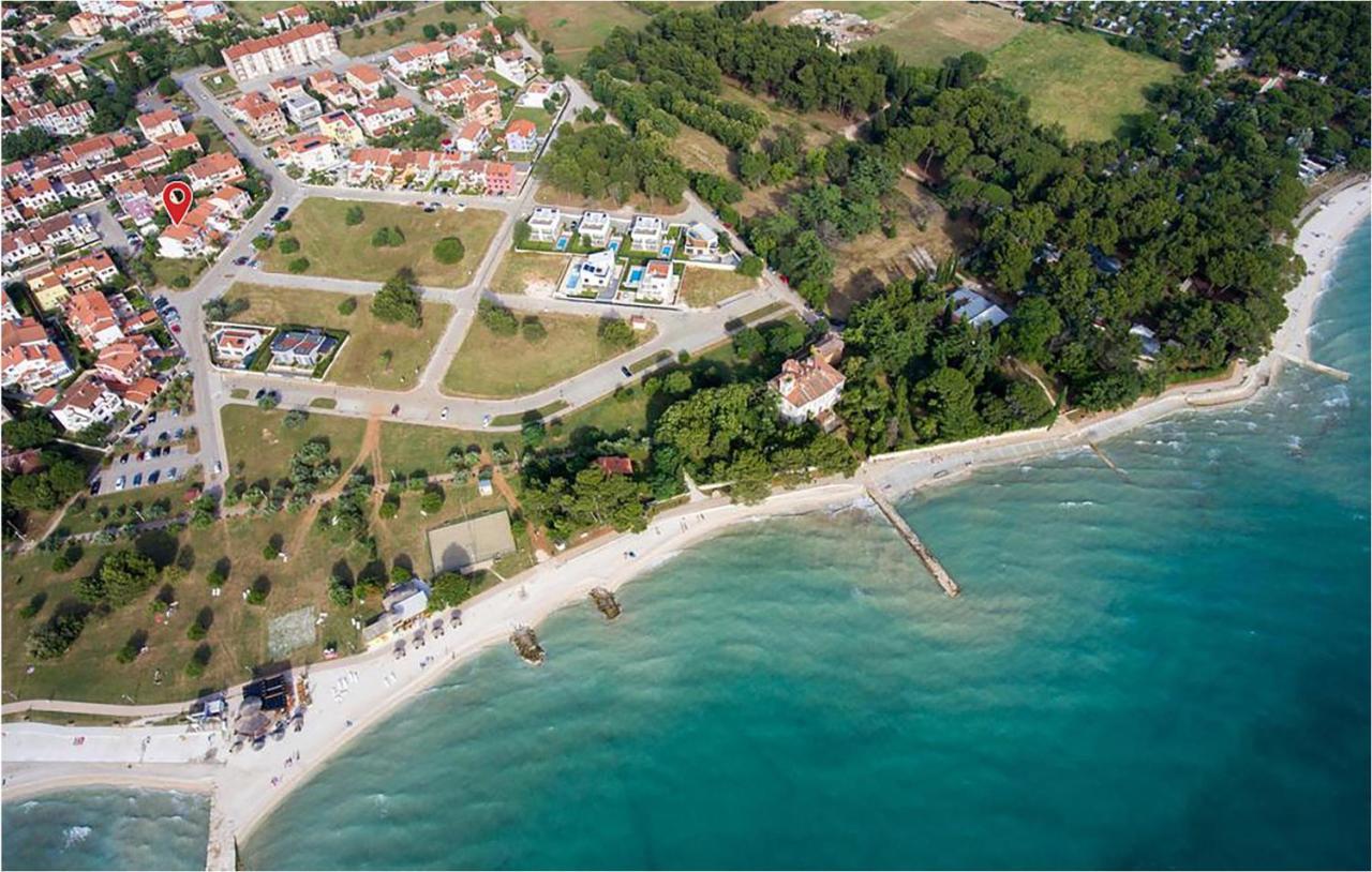 Lovely Apartment In Fazana With House Sea View Exteriör bild